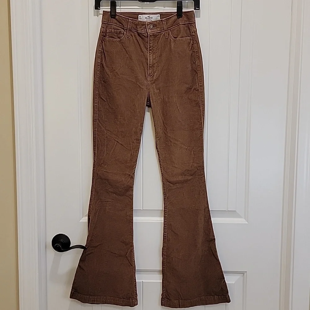 Hollister Brown Ultra High Rise Flare Corduroy Pants Size 1R - Picture 9 of 9